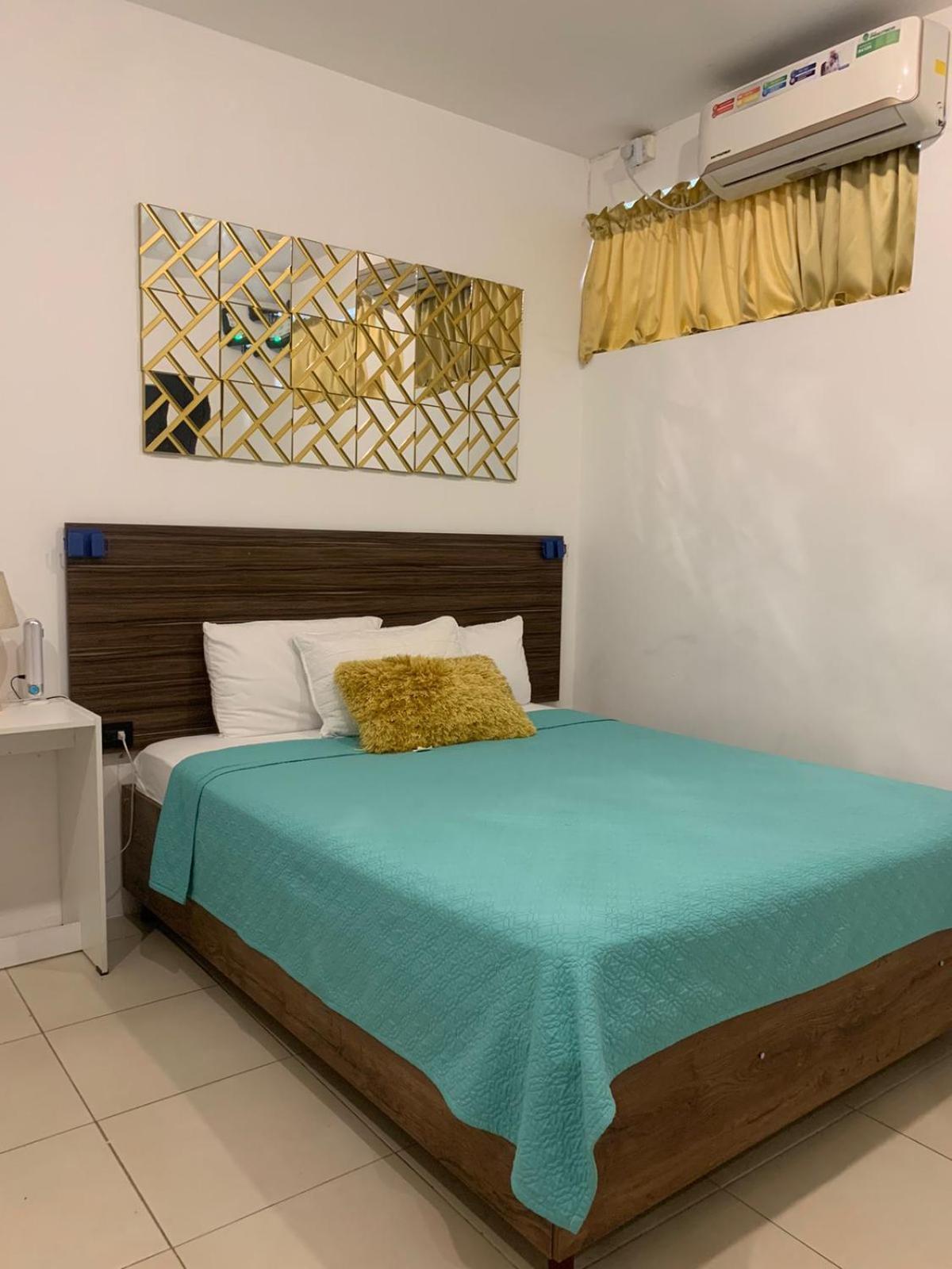 Los Soles Suite Mall Del Sol Guayaquil Airport Exterior photo